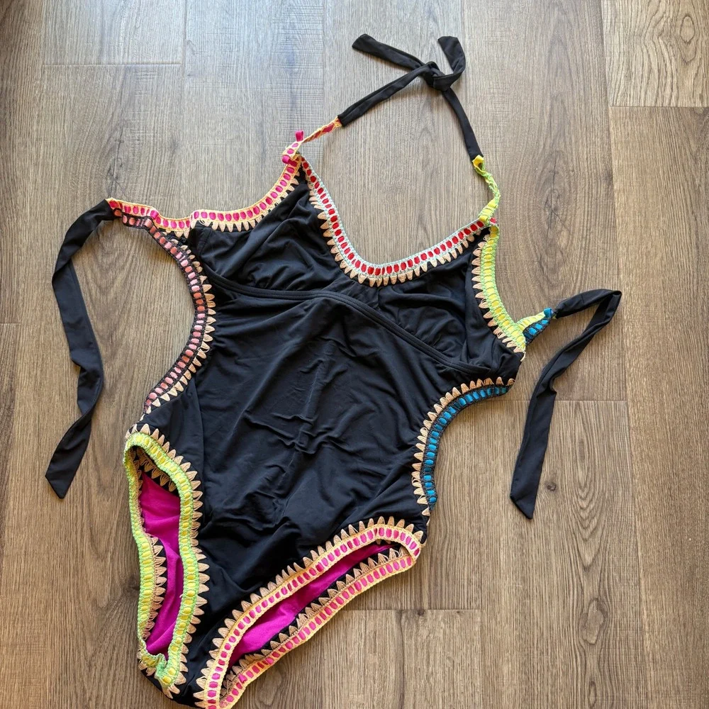 Bar III Womens Reversible One Piece Swimsuit Black Pink Crochet Trim L 8MBGG04M